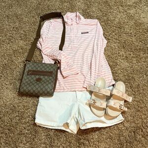 Women’s Amazon Essentials Women's White Shorts Size 10